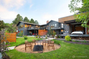 A Luxury Bozeman Retreat That Sleeps 8, A True Recreational Paradise